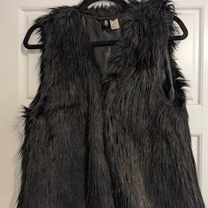 Faux Fur Vest (Black)
